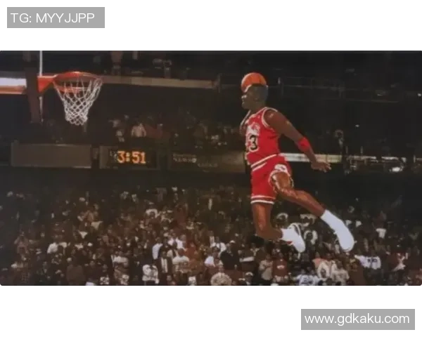 足球明星罚球事件背后的真实故事与内幕揭秘